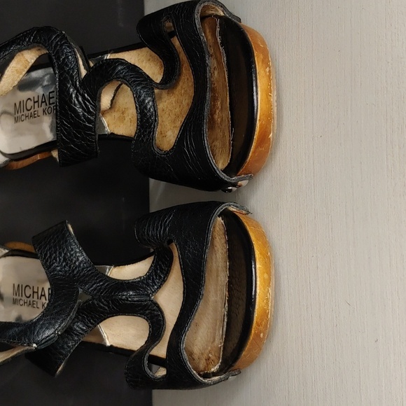 Michael Kors High Heels size 6 1/2 MK Studded Heels MK shoes Zipper back 🔥 - Picture 11 of 11